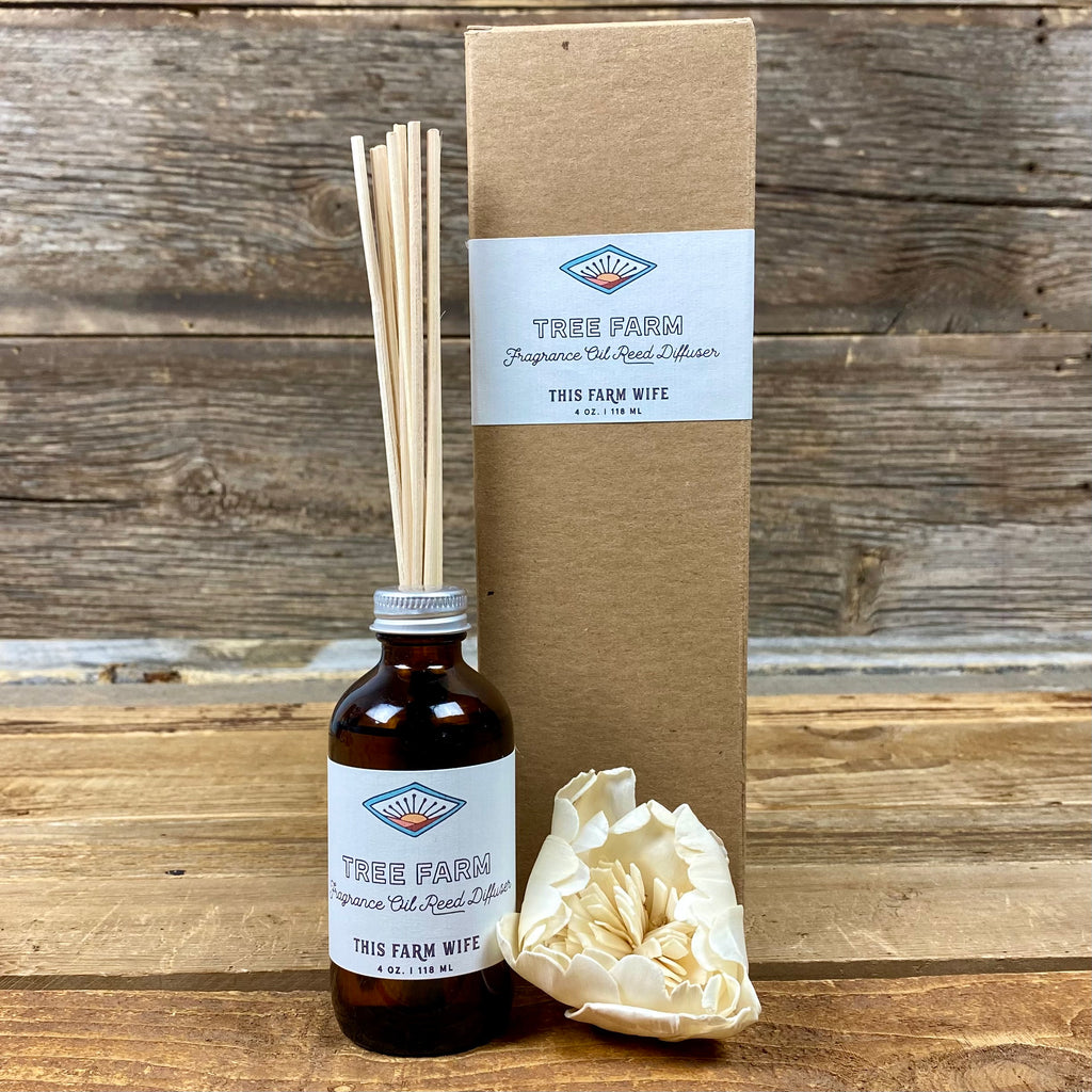 This Farm Wife Fragrance Oil Reed Diffusers // 5 Scents!