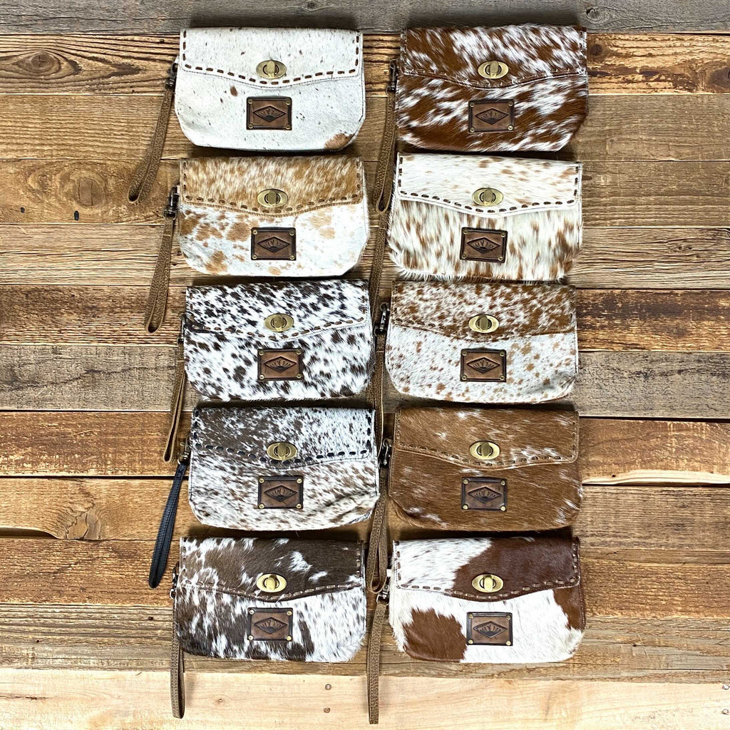 Black Jack Wristlet // GET EM' WHILE YOU CAN! - This Farm Wife