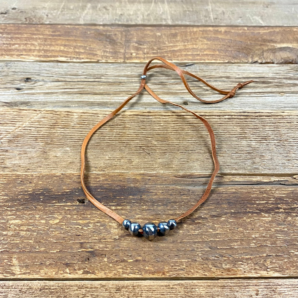 Navajo Style Pearl & Leather Choker